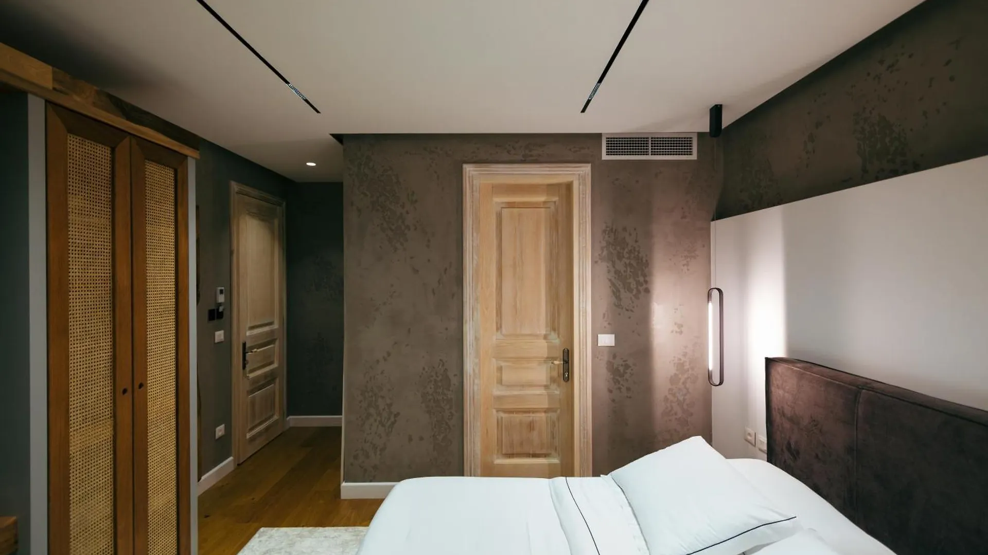Etel Boutique Hotel Korce 0*,  Albania