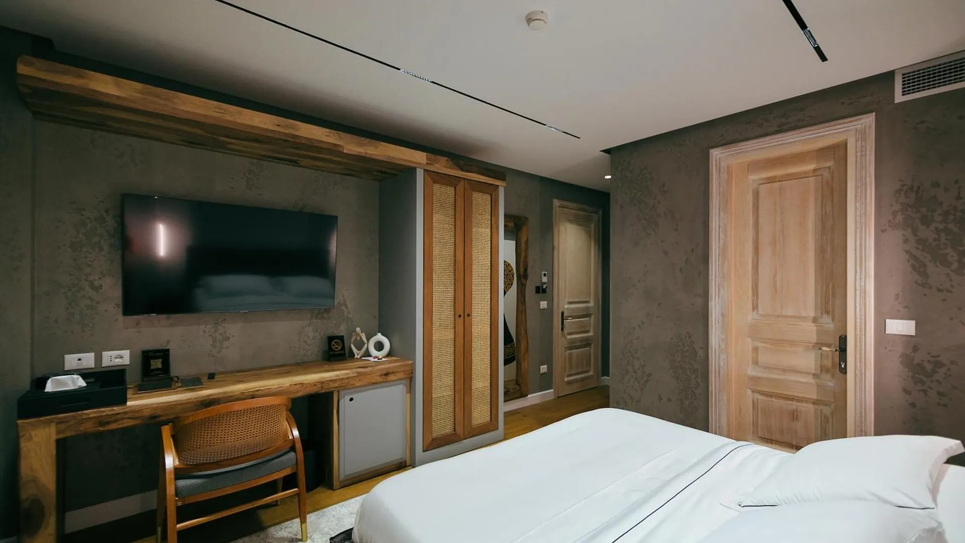Etel Boutique Hotel Korce 0*,